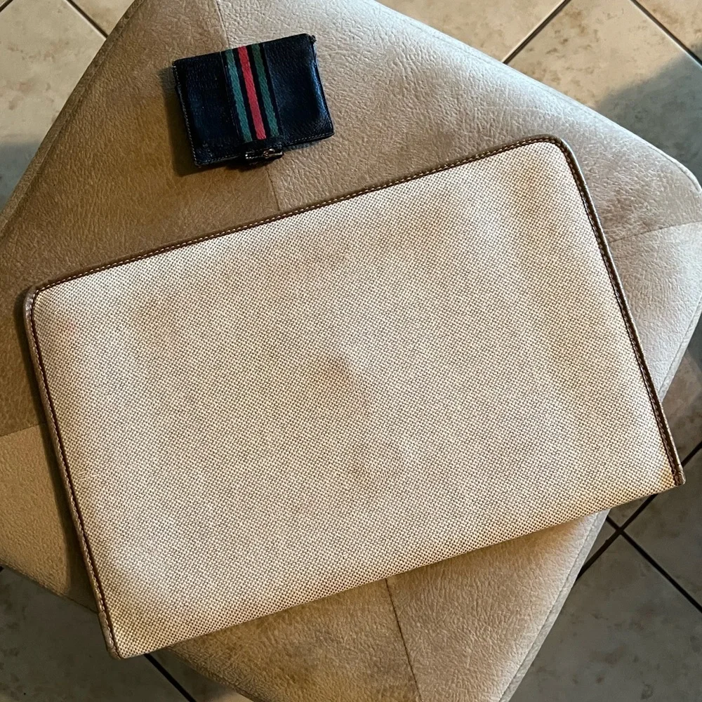 Vintage Gucci canvas & leather pouch